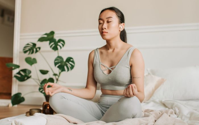 How to Meditate for Developing Self-Awareness and Understanding