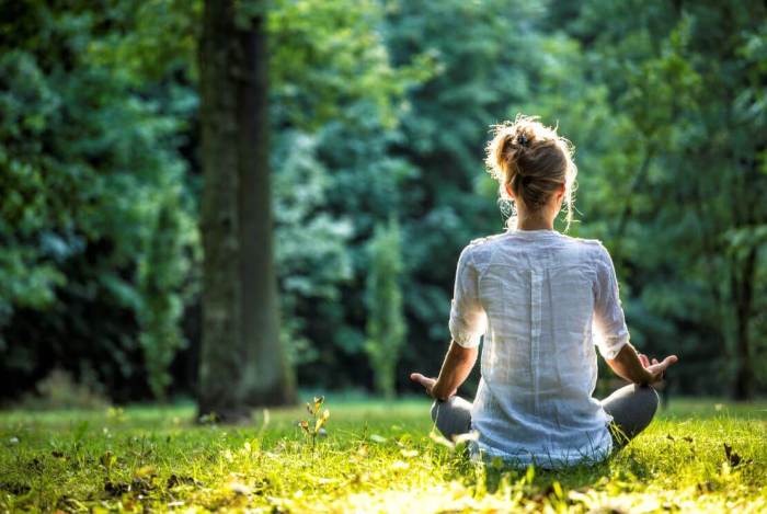 How to Meditate for Finding Peace After a Long Day